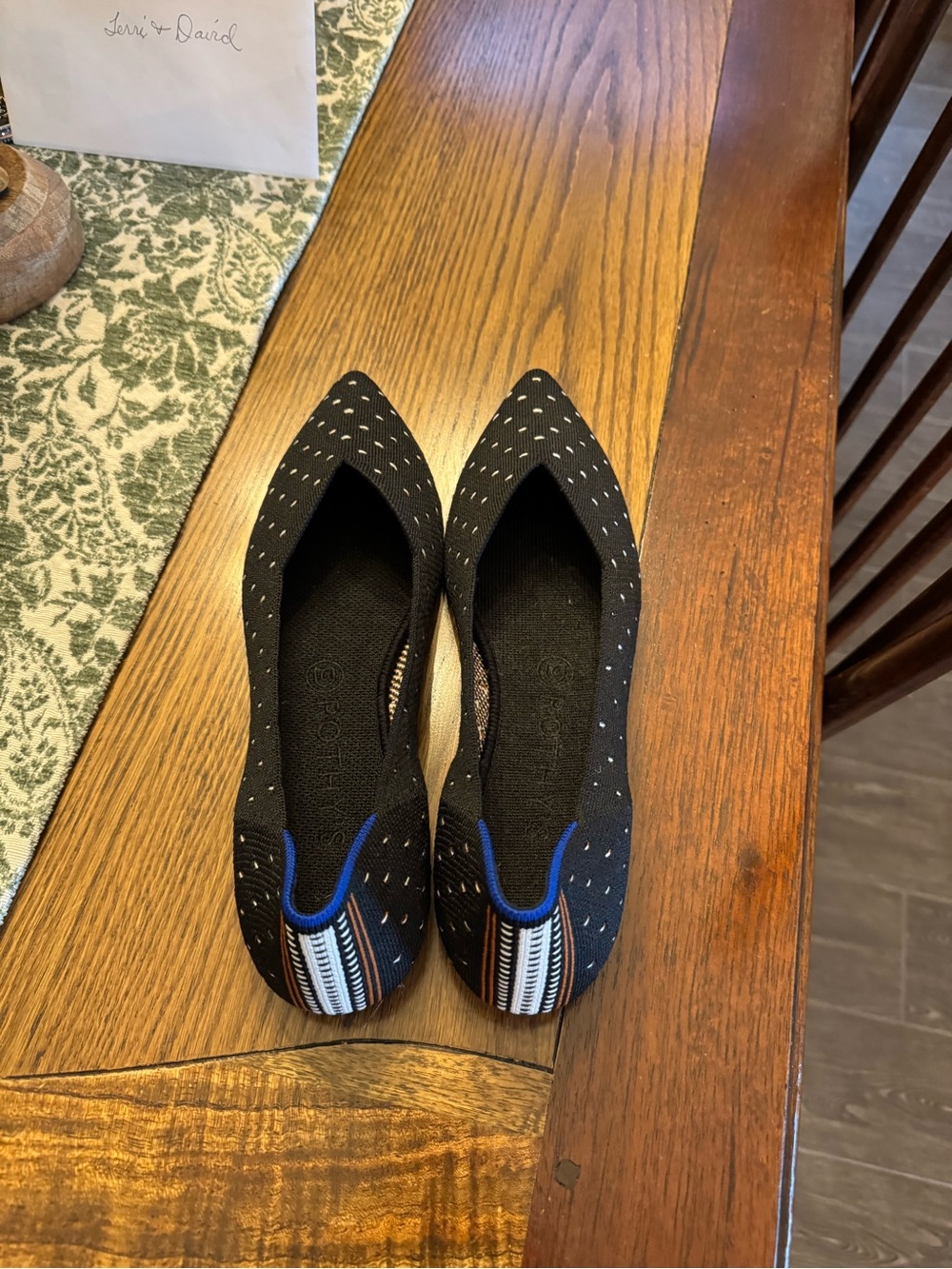 Rothy’s RETIRED The Point Ivy Polka Dot Black Knit Ballet Flat Size 9 1/2 - Picture 2 of 5